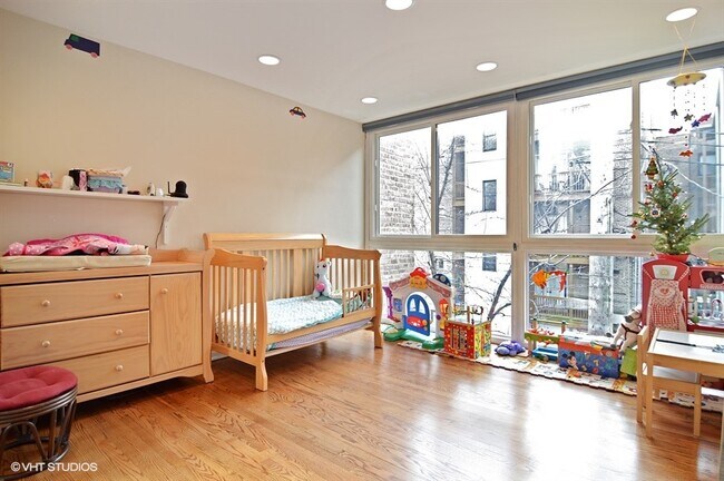 Building Photo - 3012 N Waterloo Ct