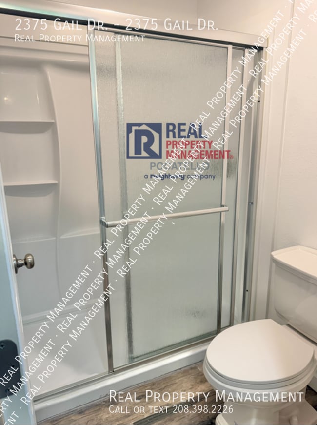 Building Photo - 2375 Gail Dr