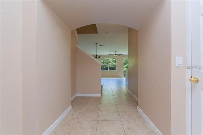 Building Photo - 512 Penny Royal Pl