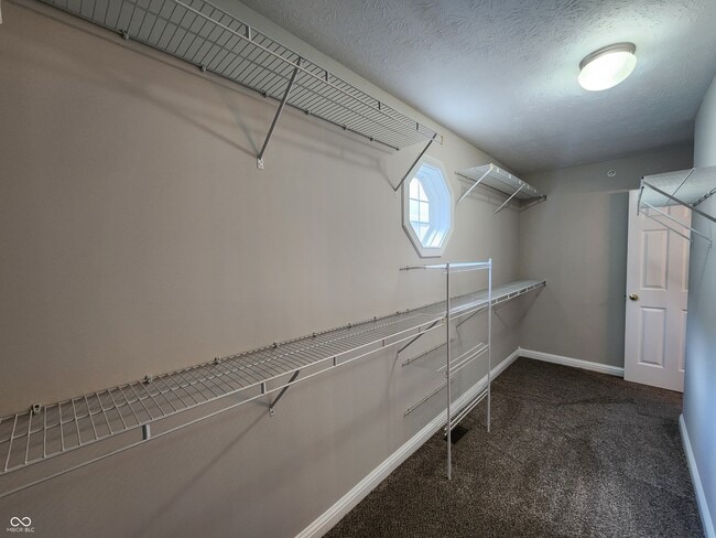 Building Photo - 1479 Autumn Oak St