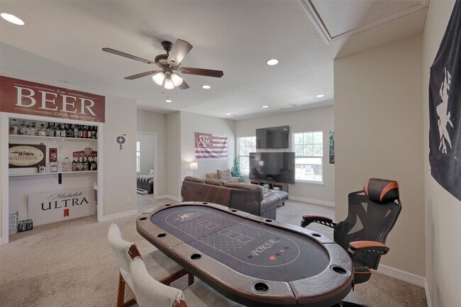 Building Photo - 1122 Detroit St