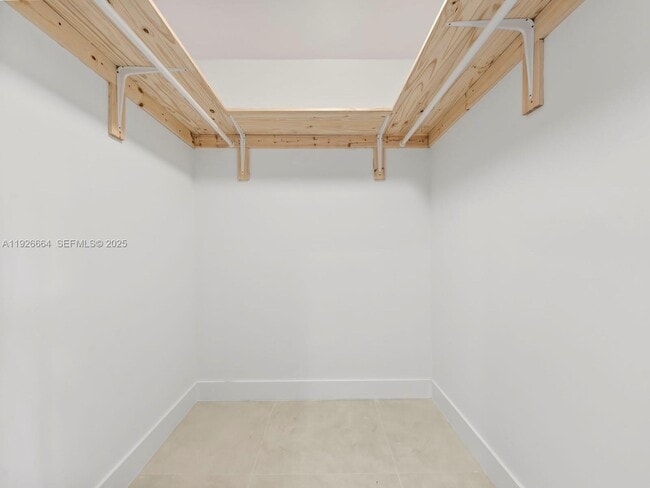 Building Photo - 6885 NW 169th St