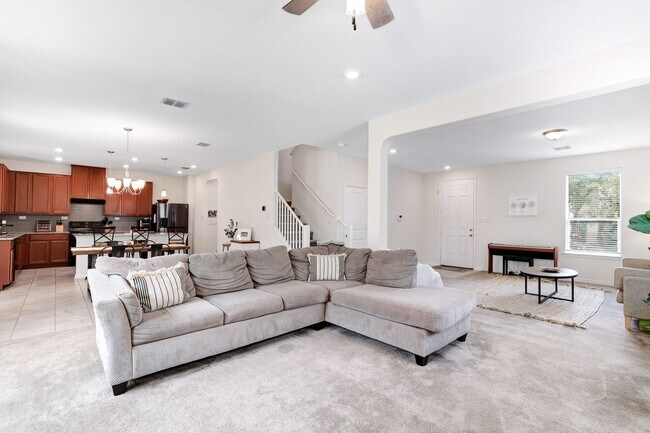 Building Photo - Make Boerne your home!
