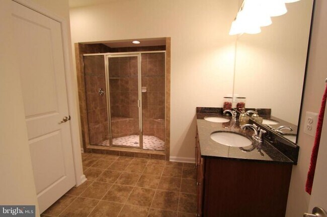 Building Photo - 7459 Brunson Cir
