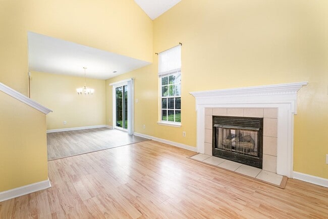 Building Photo - 9026 Tibble Creek Way