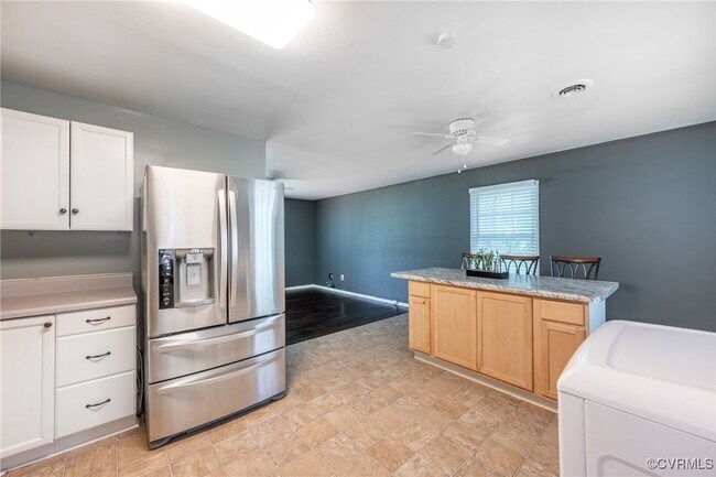 Building Photo - 4836 Burtwood Ln