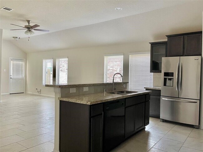 Building Photo - 21335 Cypress Live Oak Dr