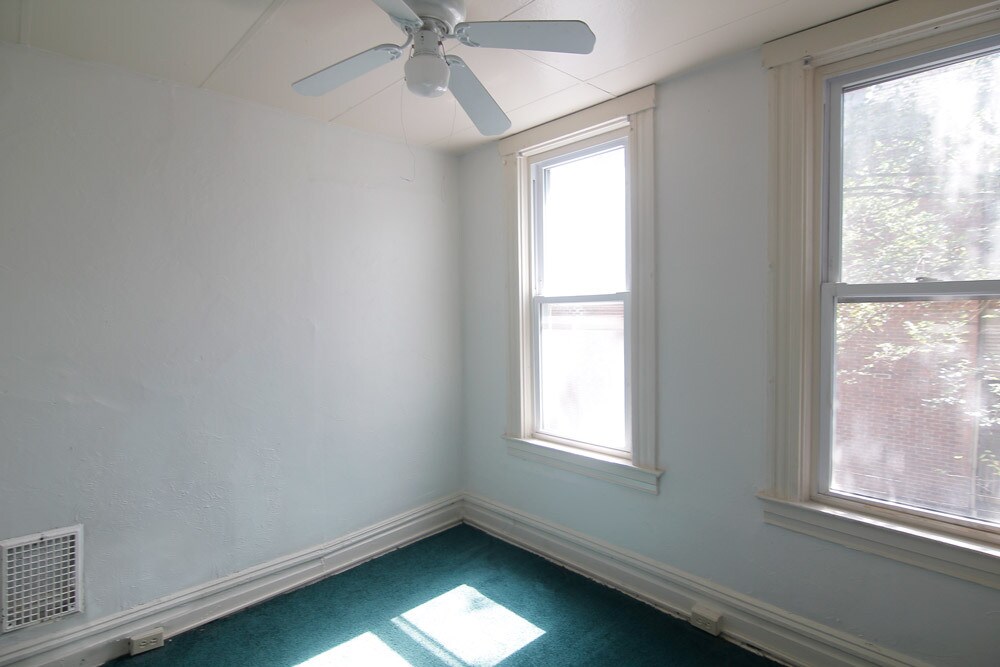 Building Photo - 618 West St