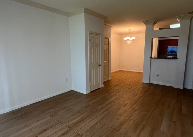 Building Photo - 3231 Allen Pkwy