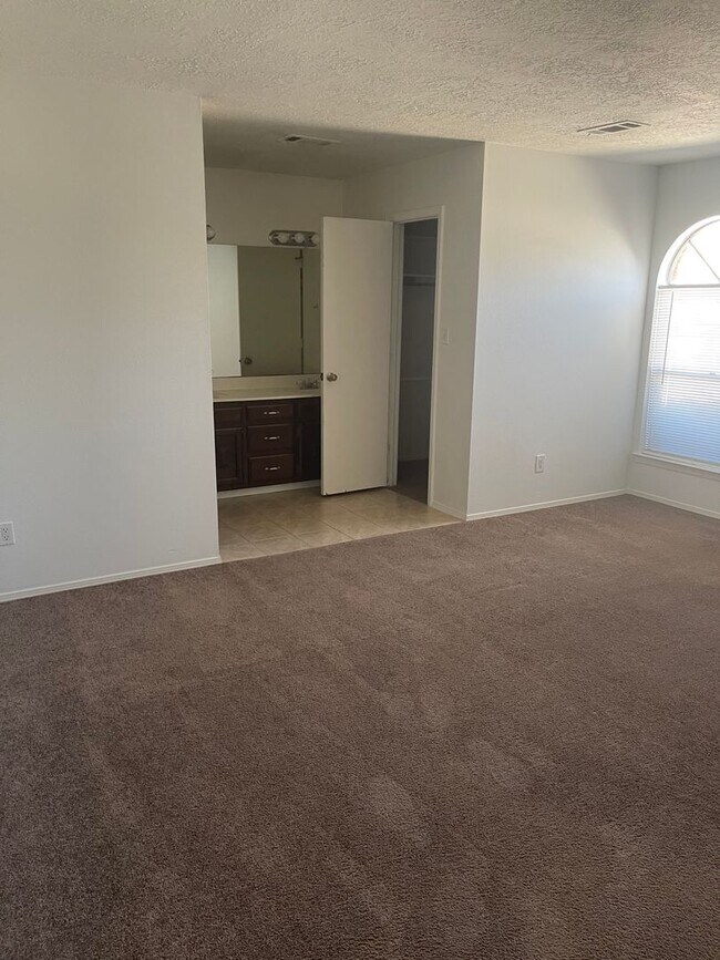 Building Photo - 9400 Admiral Nimitz Ave NE