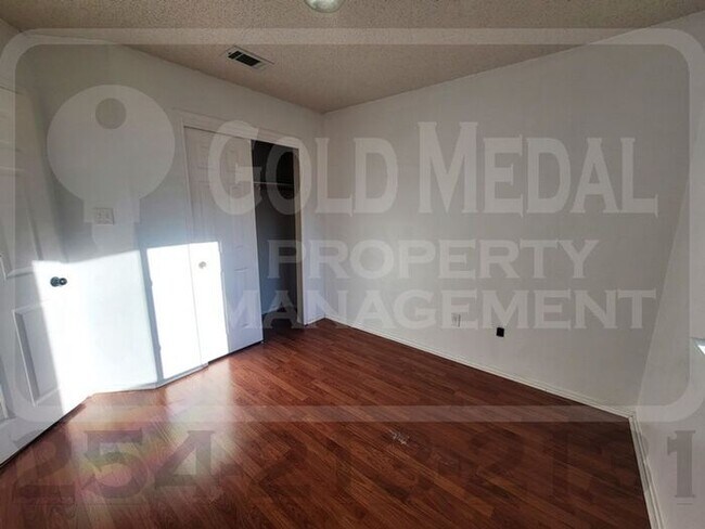 Building Photo - 1803 Robert Tyler Dr