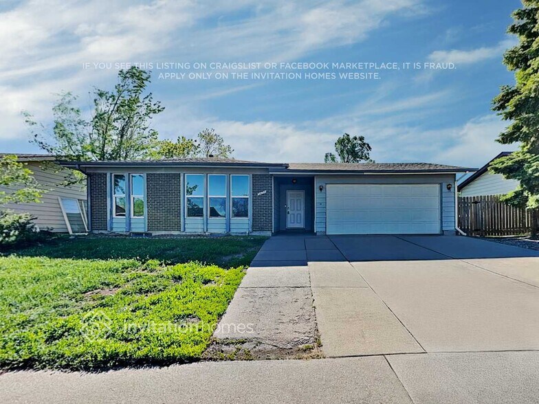 Primary Photo - 5430 Crystal St