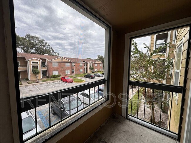 Building Photo - 5600 Devonbriar Way