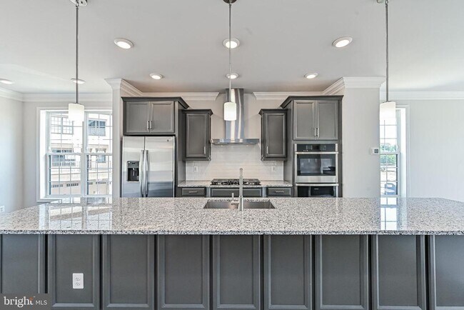 Building Photo - 12569 Todd Ln