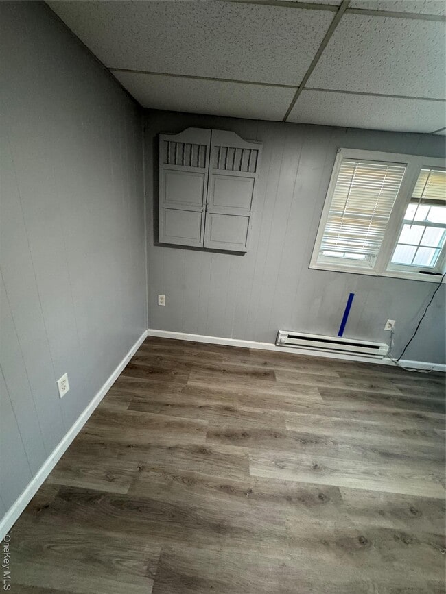 Building Photo - 119 Sequoia Dr