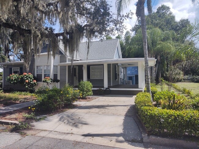 Building Photo - 1403 Indian River Ave