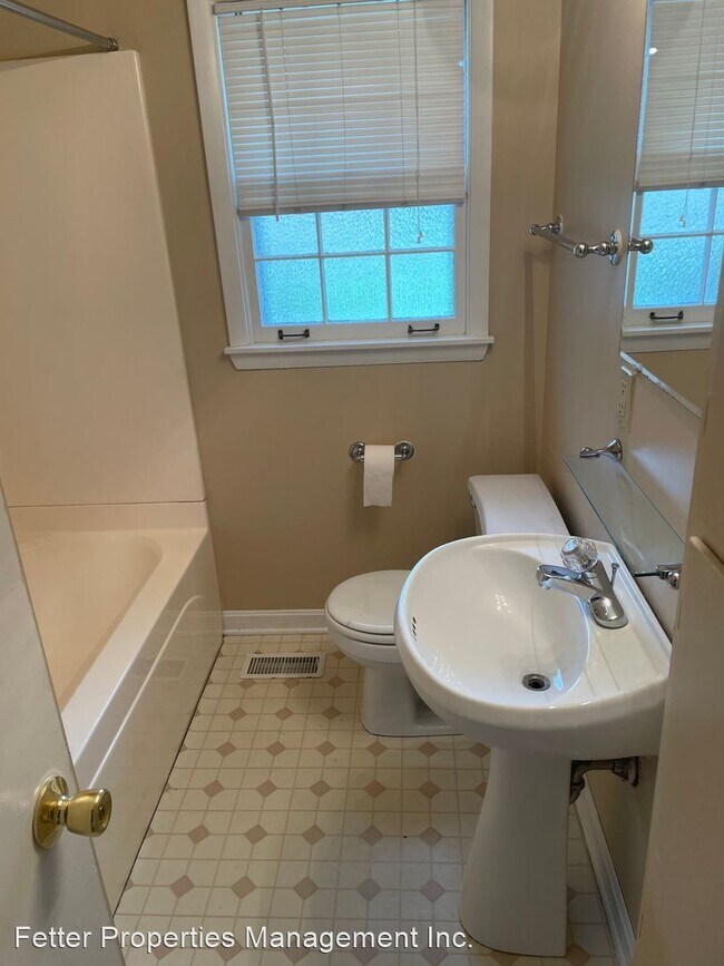 Building Photo - 3 br, 1 bath House - 2618 Vogel Rd