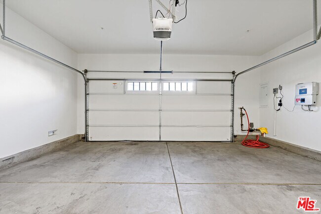 Building Photo - 12259 N Lima Way