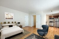 Building Photo - Pioneer