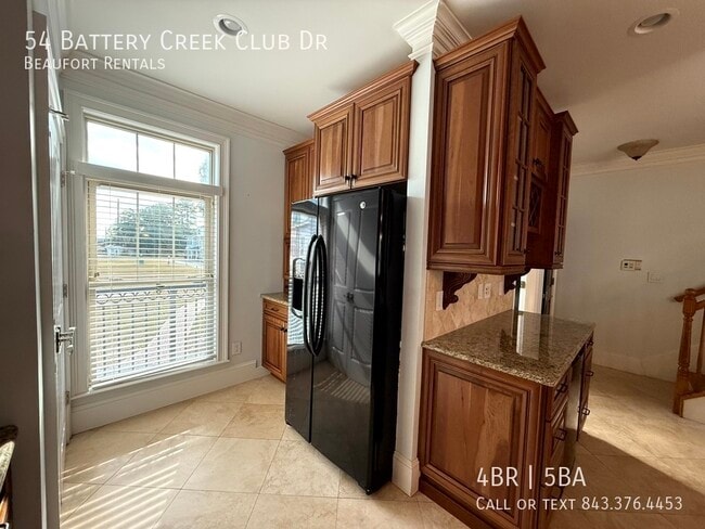 Building Photo - 54 Battery Crk Clb Dr