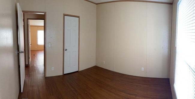 Building Photo - 17822 S Bryant Rd