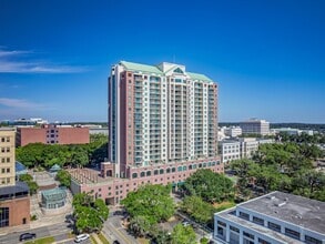 Building Photo - 300 S Duval St