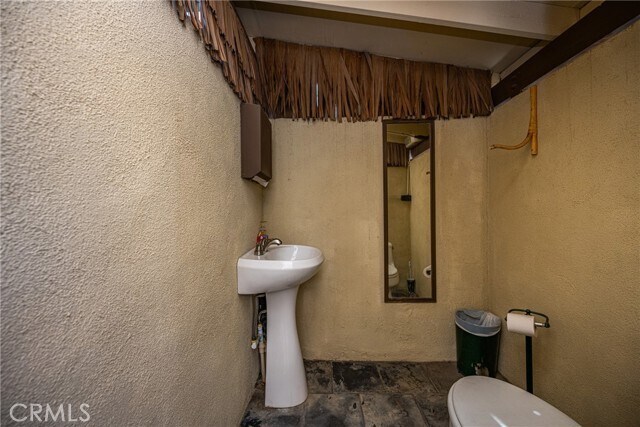 Building Photo - 2281 Orchard Dr