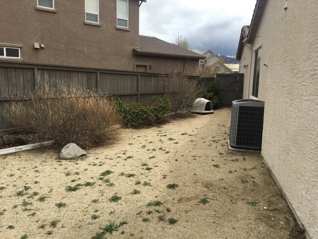 Building Photo - COMING SOON! Single Story 4 Bed in Curti R...