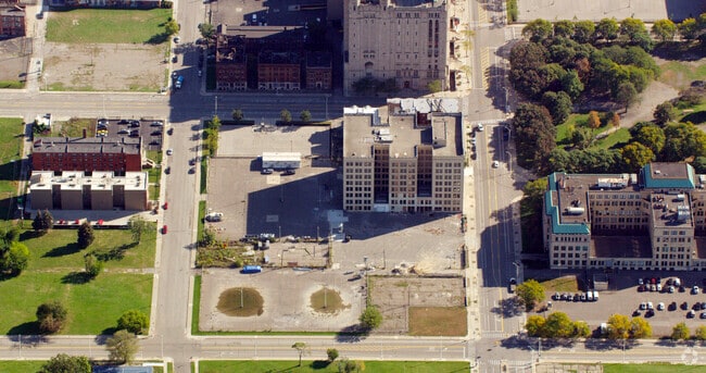 Primary Photo - Temple Detroit