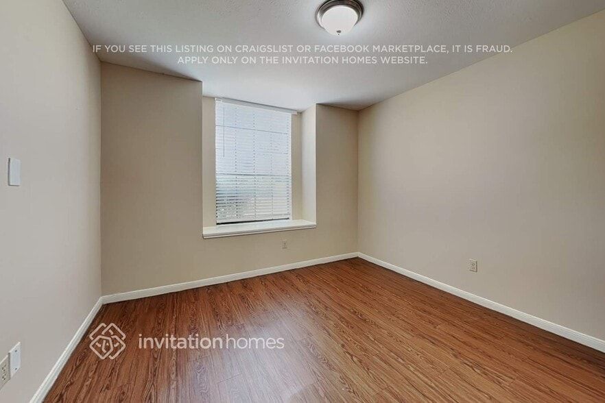 Building Photo - 12514 Mill Ln Dr