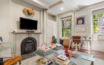 Building Photo - 53 Hancock St