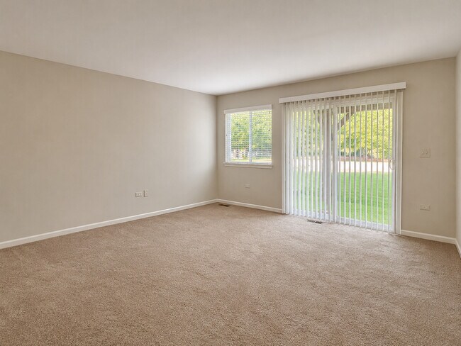 Building Photo - 3159 Saganashkee Ln