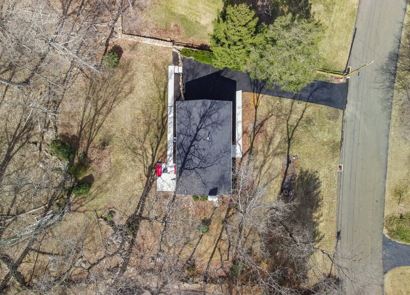 Building Photo - 24 Cedar Hill Rd
