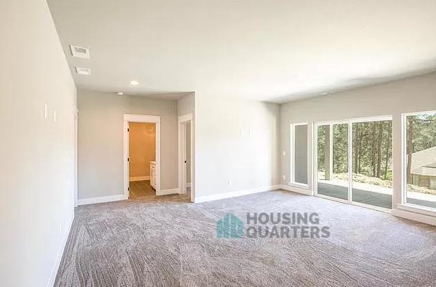 Building Photo - 420 E Little Spokane Connection Rd