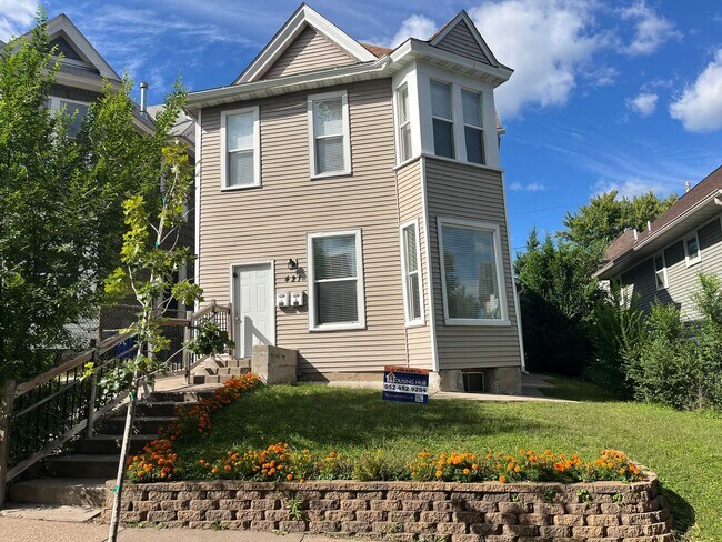 Building Photo - 421 Mt Ida St