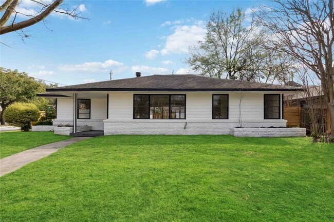 Building Photo - 3403 Linkwood Dr