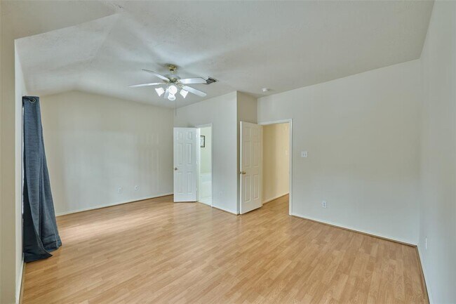 Building Photo - 298 Sentry Maple Pl