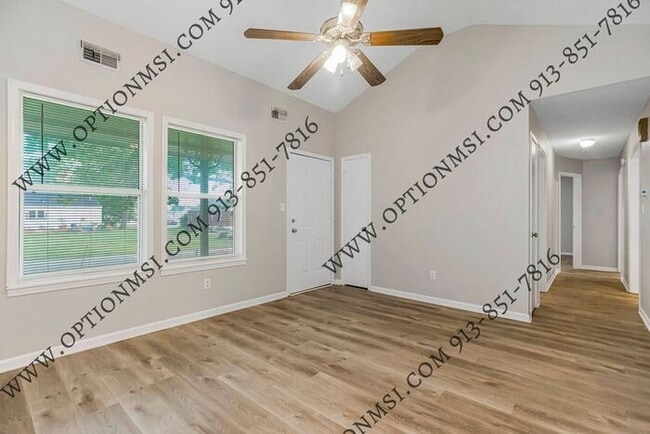 Building Photo - What a sweet ranch!