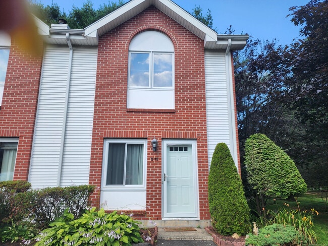Primary Photo - 585 Park Rd
