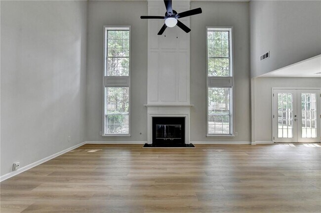 Building Photo - 340 Waddington Trail