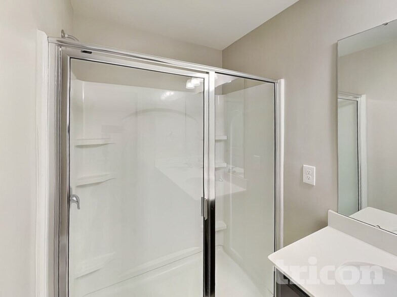 Building Photo - 2688 Mcintosh St