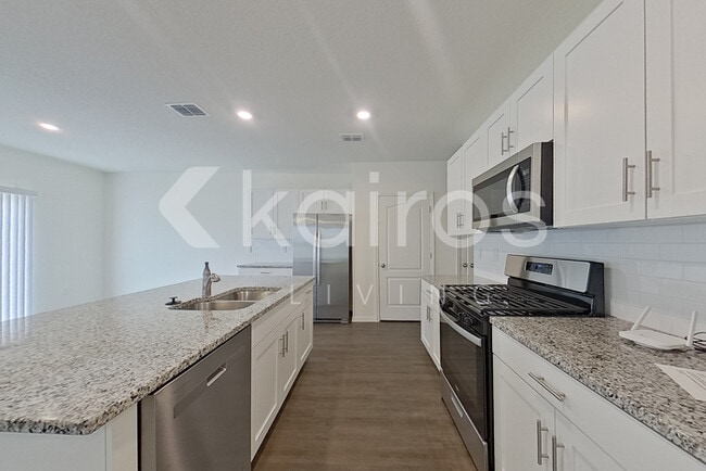 Building Photo - 32020 Katelin Cir