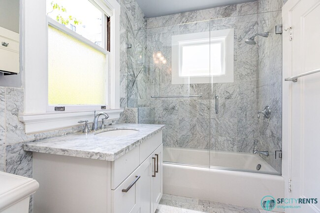 Building Photo - Pacific Heights: Remodeled Single Family H...