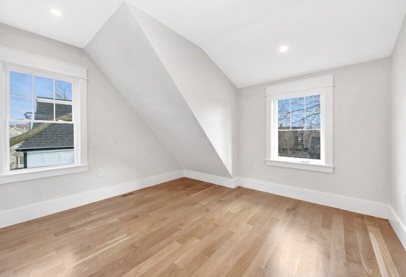 Building Photo - 140 Rindge Ave