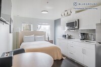 Building Photo - 5001 Brooklyn Ave NE