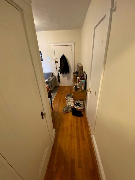 Building Photo - 116 Washington St