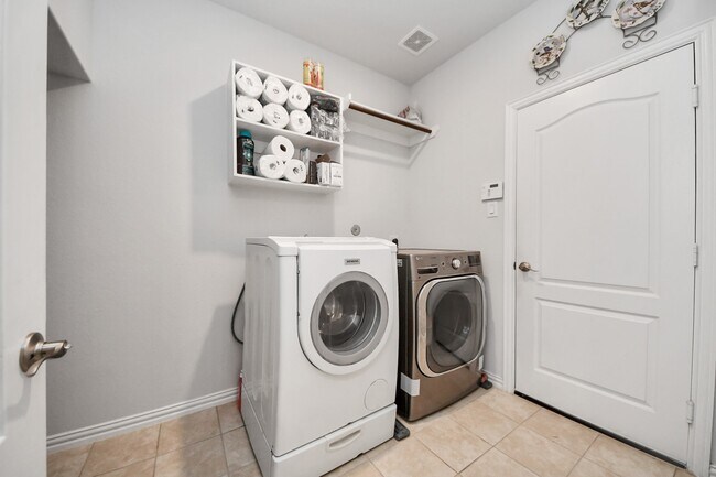 Building Photo - 3512 Jasperstone Ln