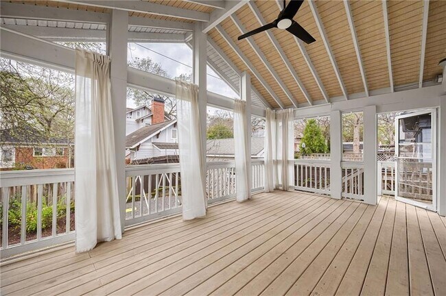 Building Photo - 193 Feld Ave