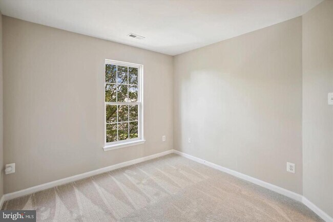 Building Photo - 5528 Aeriel Pl