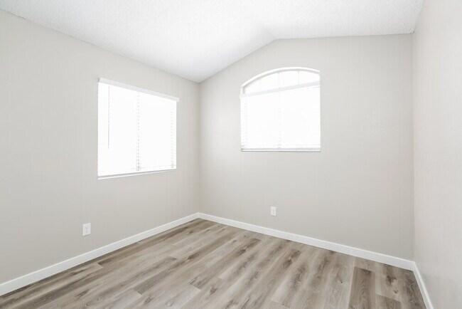 Building Photo - 8011 S Orchestra Ave